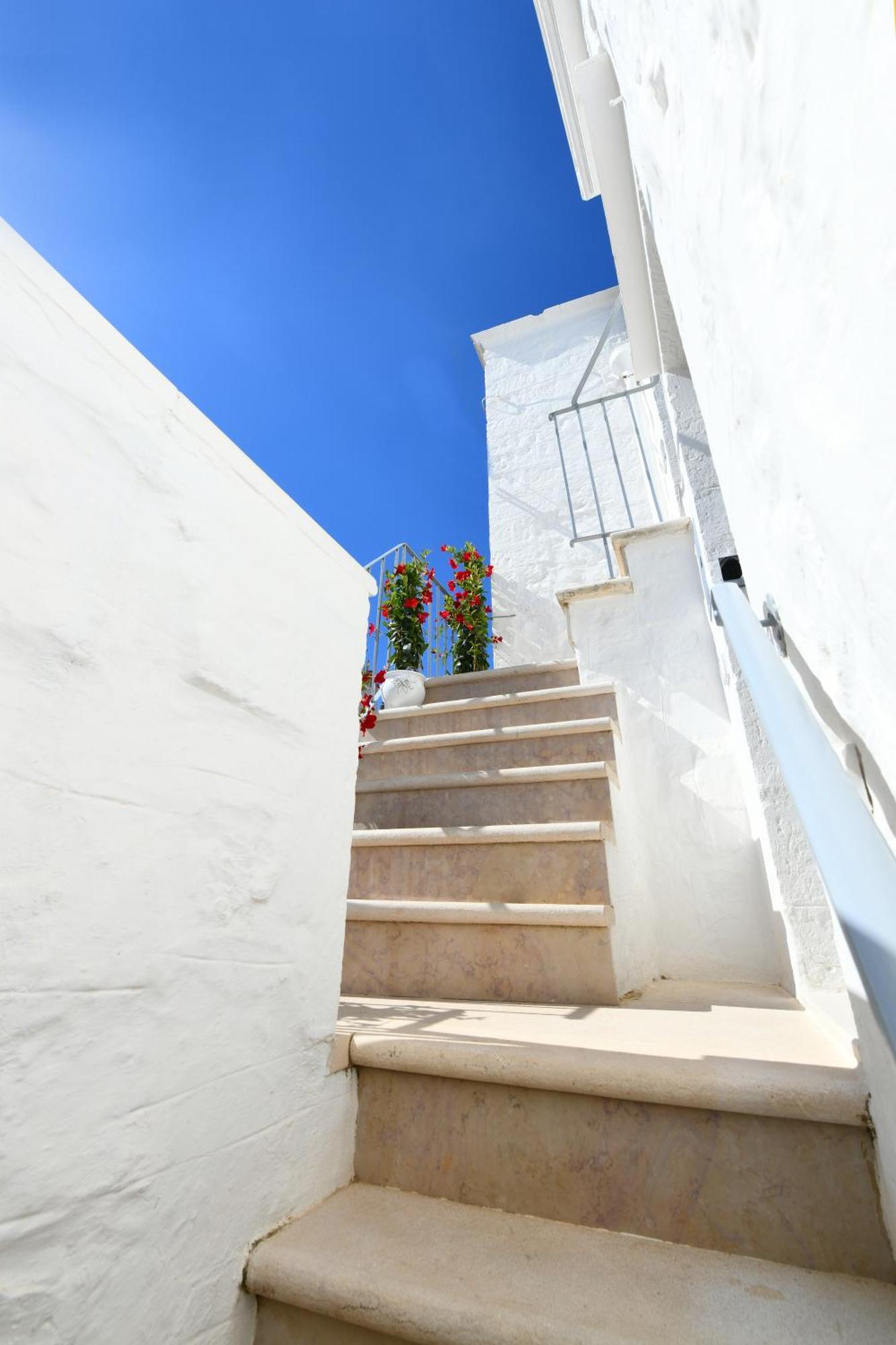 La Scala Del Borgo Apartment Cisternino Exterior photo